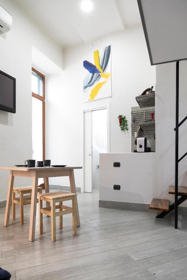 Fian Apartment Napels Buitenkant foto